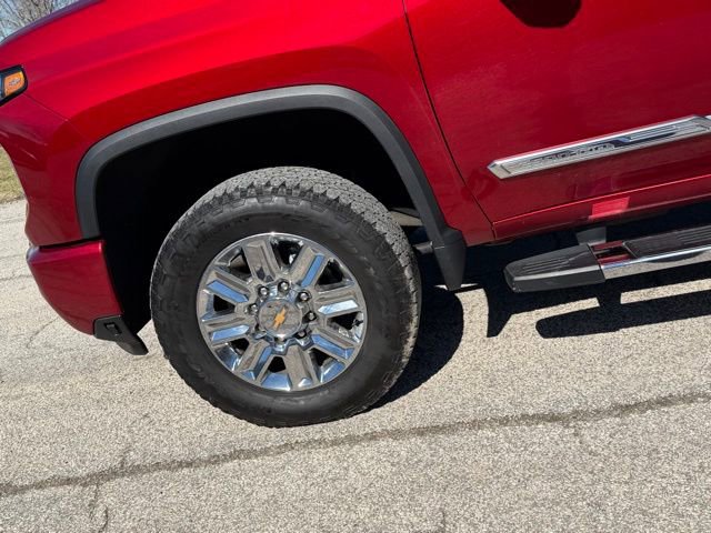 Used 2024 Chevrolet Silverado 2500 High Country w/ High Country Premium Package image 17