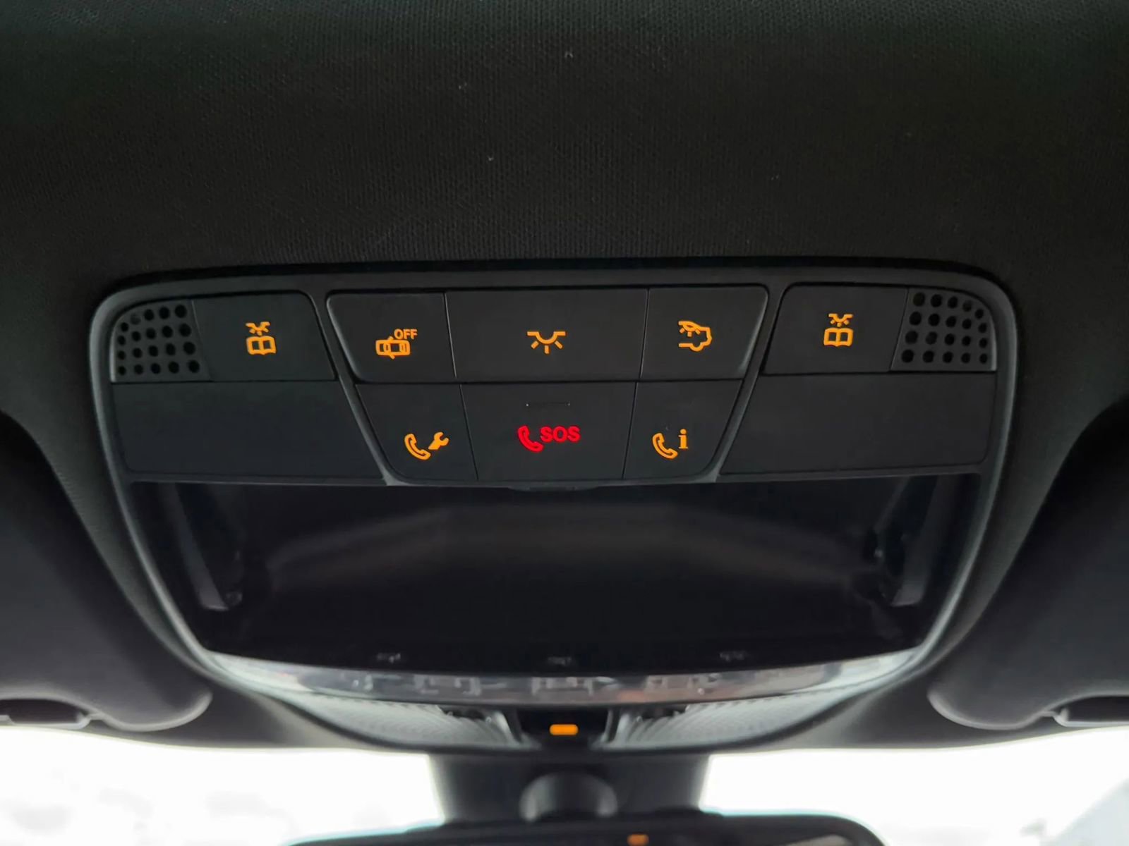 Used 2018 Mercedes-Benz C 300 Coupe image 23