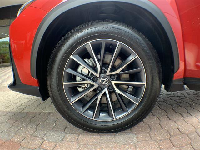 Used 2025 Lexus NX 250 FWD w/ Accessory Package (Z1) image 10