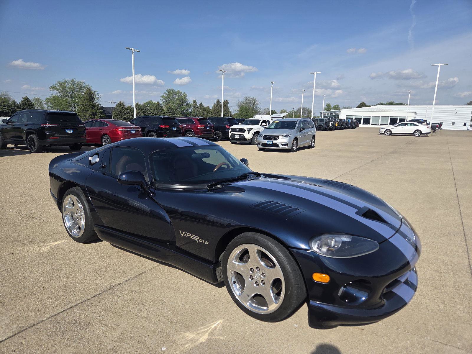 Used 2001 Dodge Viper GTS RWD image 13