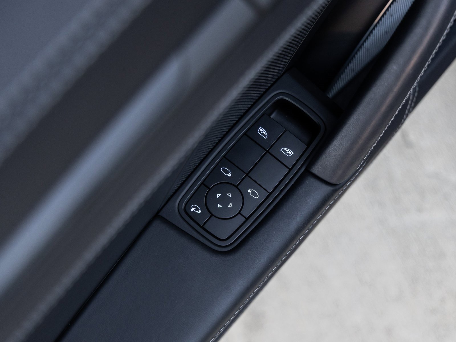 Certified 2024 Porsche 911 Targa Edition 50 Years Porsche image 26