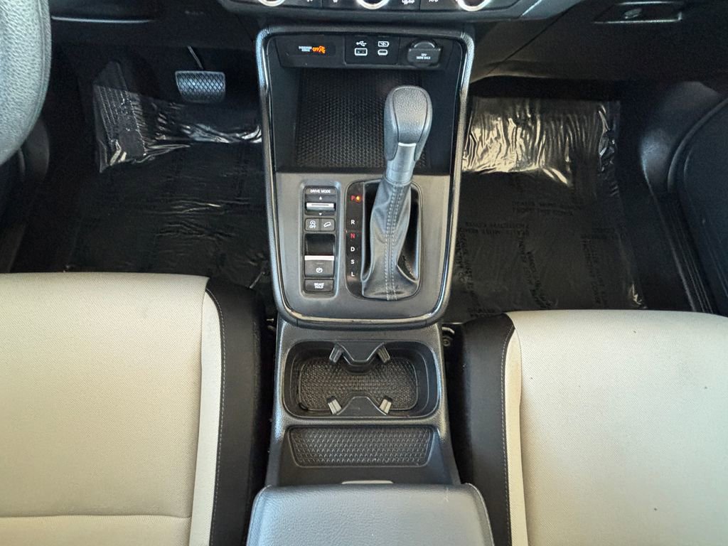 Used 2025 Honda CR-V EX image 17