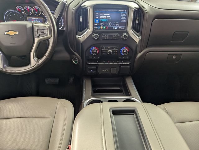 Used 2021 Chevrolet Silverado 3500 LTZ AWD/4WD image 23