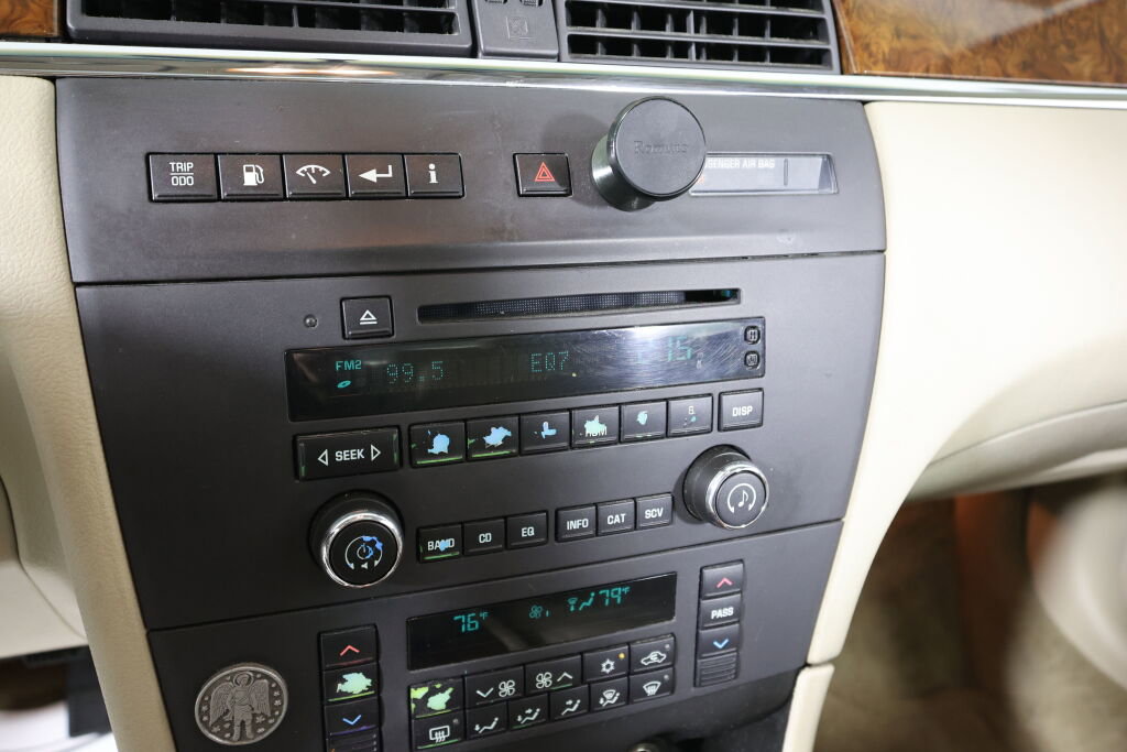 Used 2005 Buick LaCrosse CXL image 33