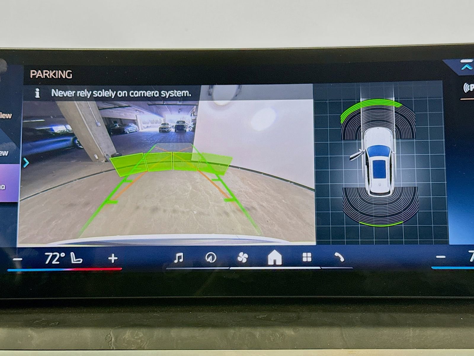 Used 2026 BMW X5 xDrive40i w/ Premium Package image 14