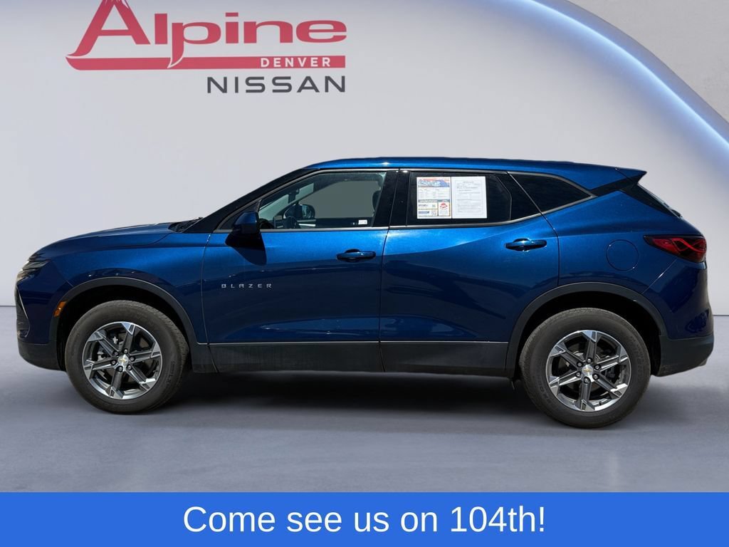 Used 2023 Chevrolet Blazer LT w/ Driver Confidence Package AWD/4WD image 2