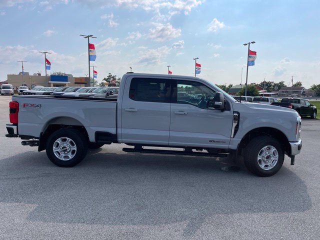 New 2026 Ford F250 XLT w/ XLT Premium Package AWD/4WD image 22