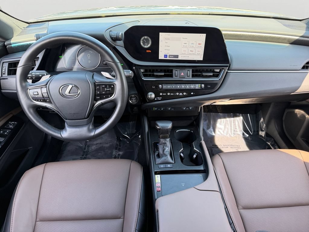 Certified 2025 Lexus ES 300h w/ Premium Package FWD image 13
