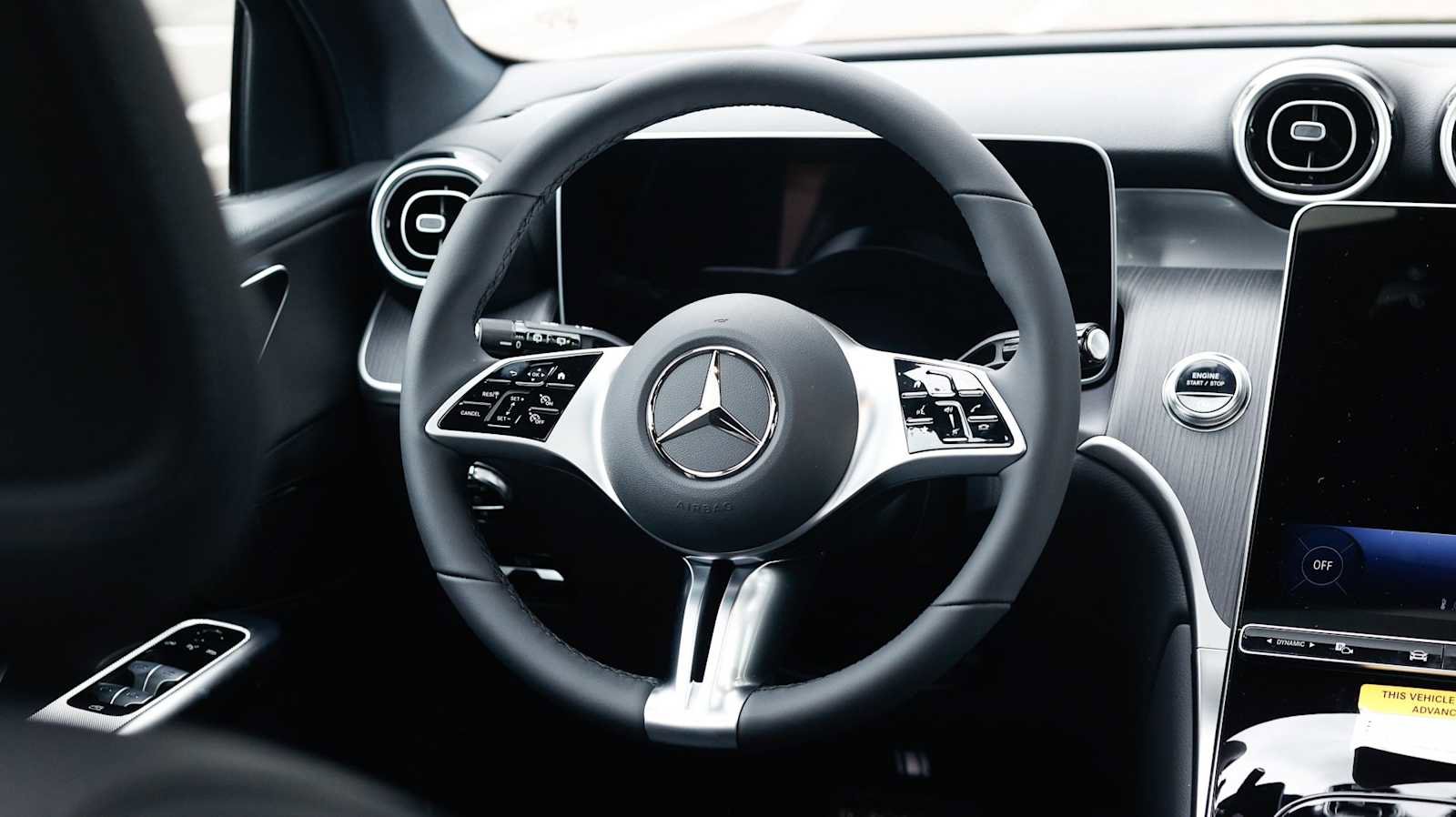 New 2026 Mercedes-Benz GLC 300 4MATIC image 12