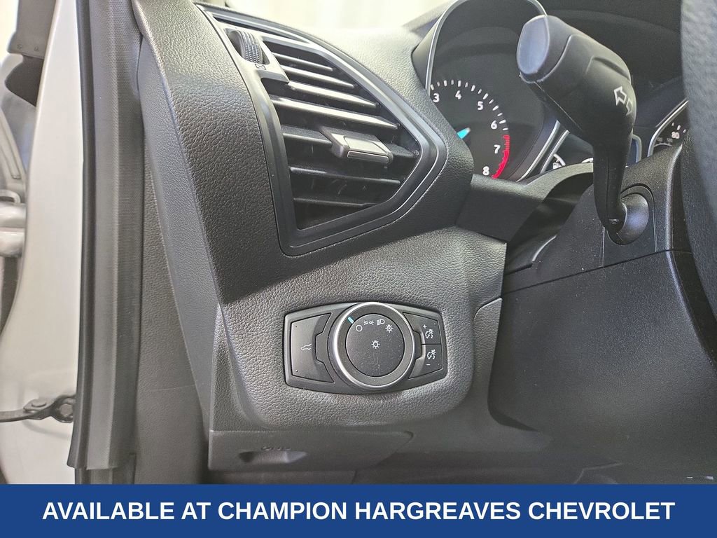 Used 2019 Ford Escape S image 24