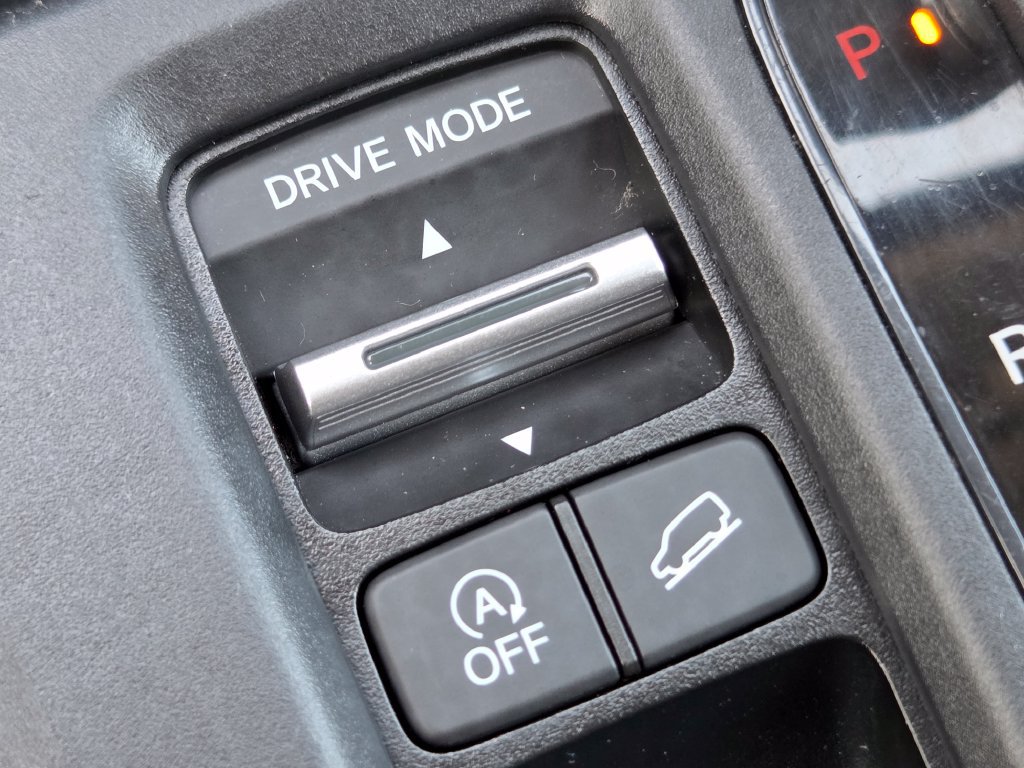 Used 2025 Honda CR-V EX image 14