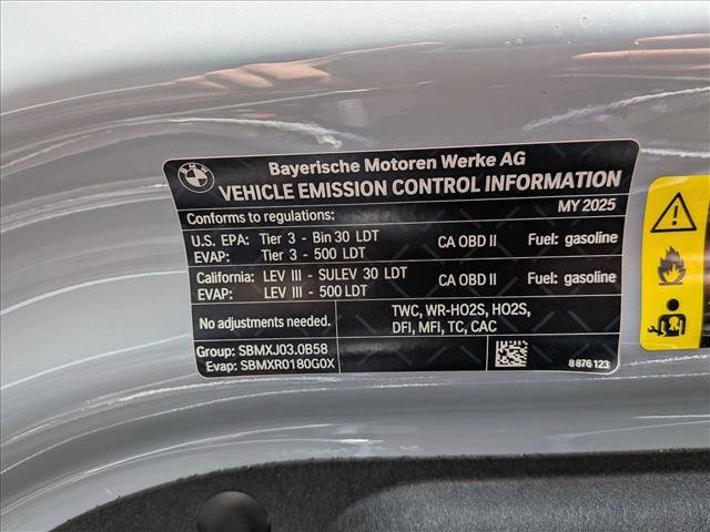 Used 2025 BMW X7 xDrive40i w/ M Sport Package image 15