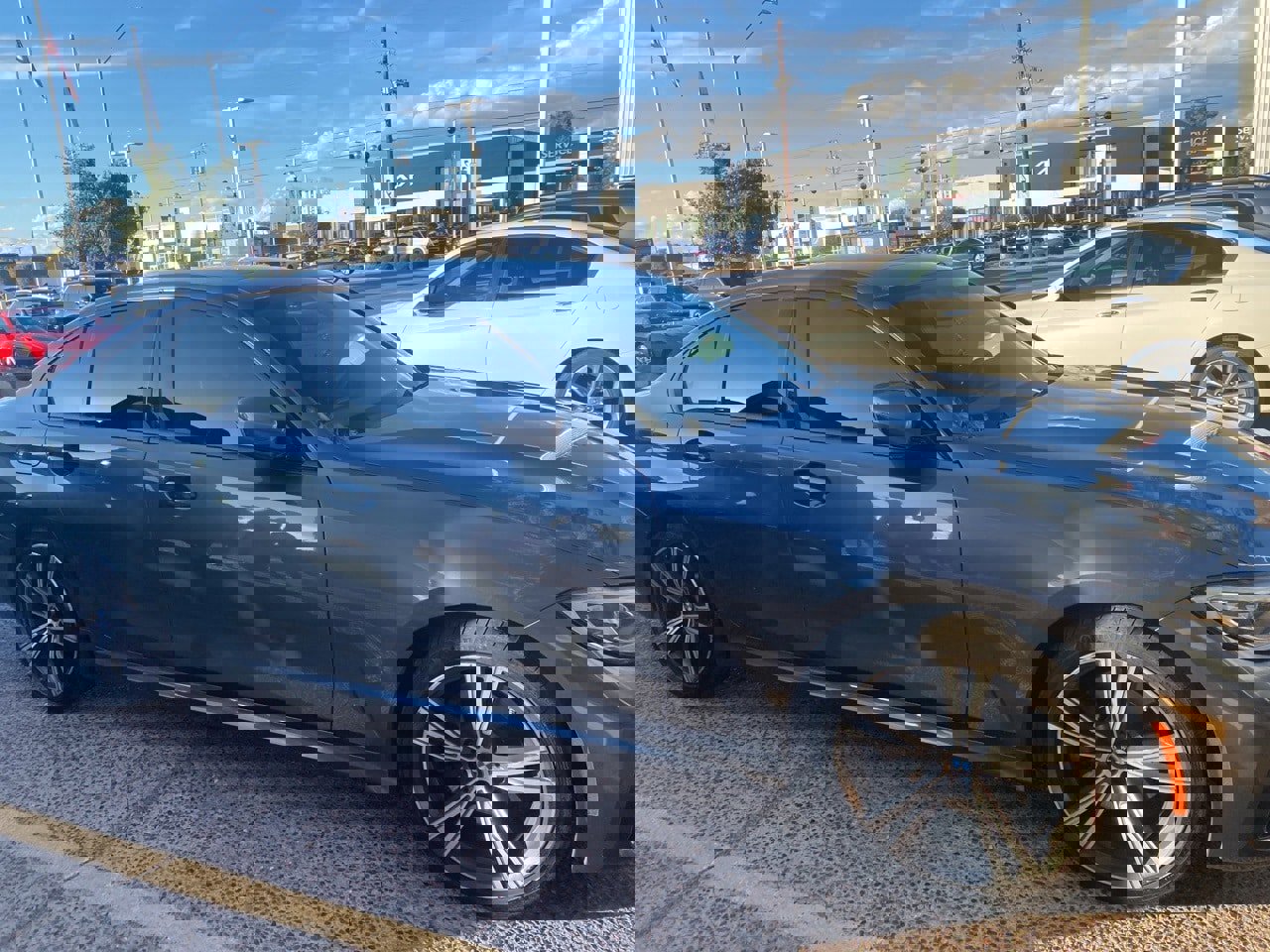 Used 2020 BMW 330i xDrive Sedan w/ M Sport Package image 3