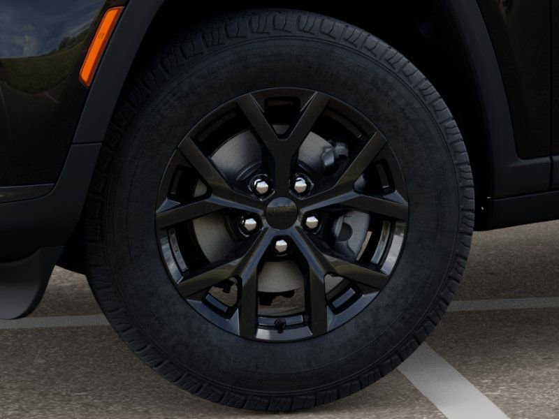 New 2025 Jeep Grand Cherokee L Altitude image 8