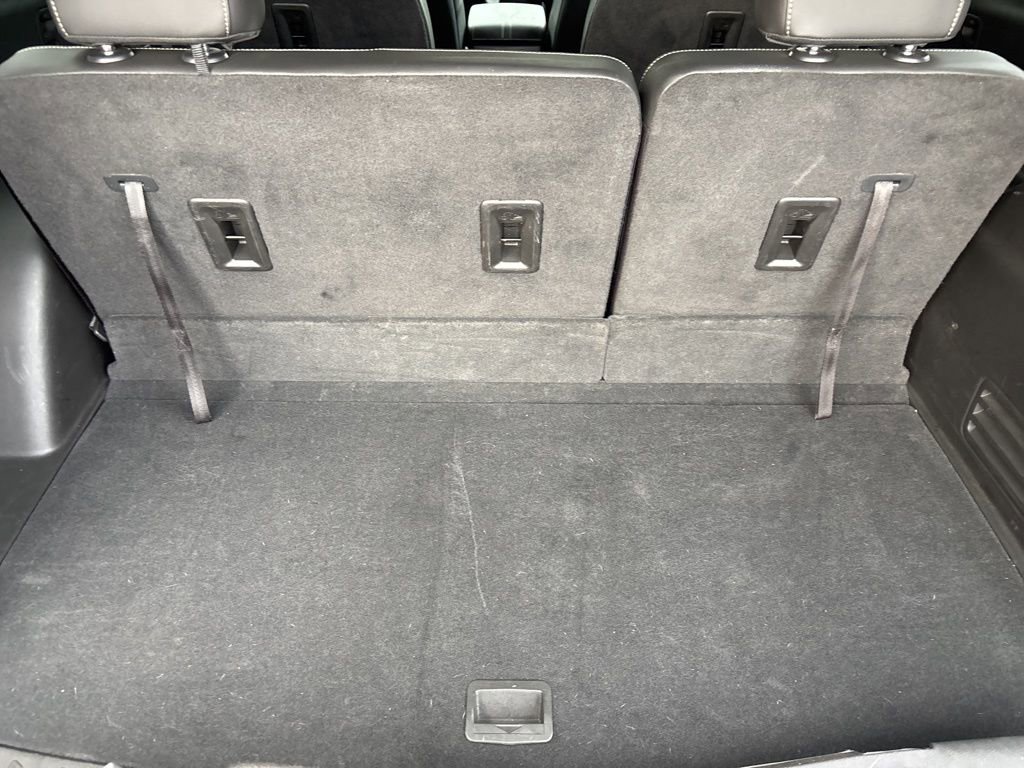 Used 2023 Chevrolet Traverse LT AWD/4WD image 38