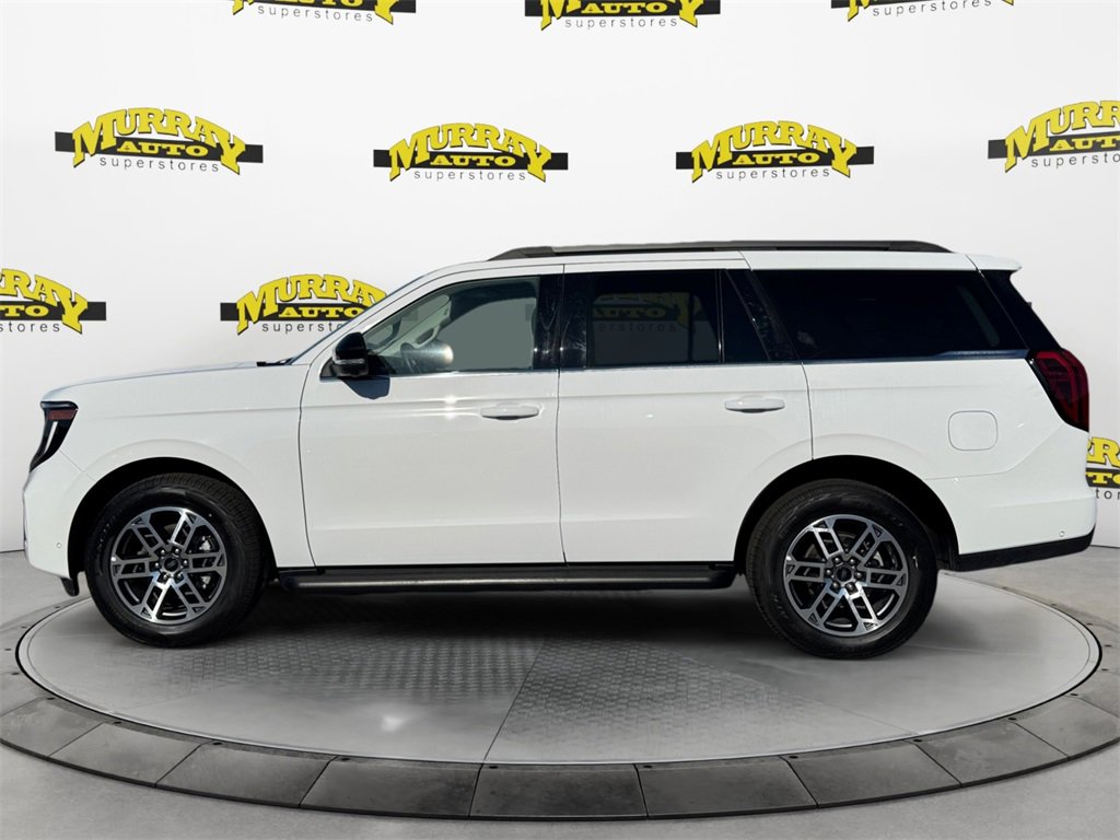 Used 2025 Ford Expedition Active image 2
