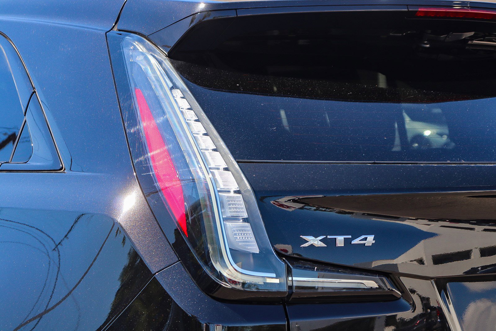 Used 2024 Cadillac XT4 Sport w/ Cold Weather Package image 12