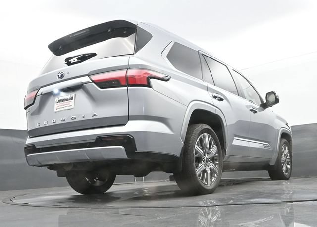 Used 2024 Toyota Sequoia Capstone RWD image 11