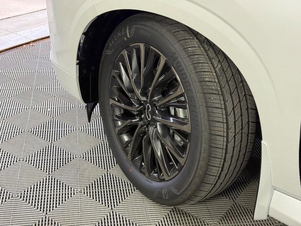 New 2026 INFINITI QX80 Autograph w/ Premium Cargo Package image 11