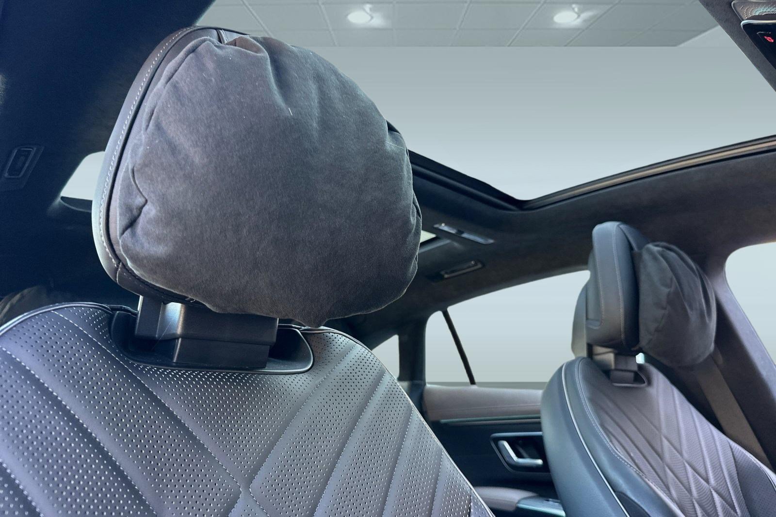 Certified 2023 Mercedes-Benz EQS 580 4MATIC Sedan image 29