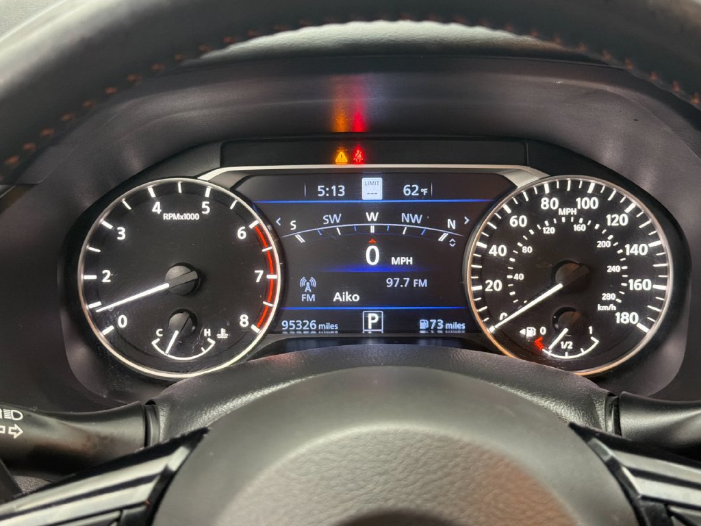 Used 2023 Nissan Altima 2.0 SR FWD image 23