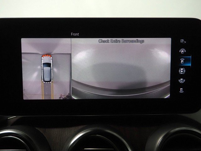 Used 2022 Mercedes-Benz GLC 300 4MATIC image 29