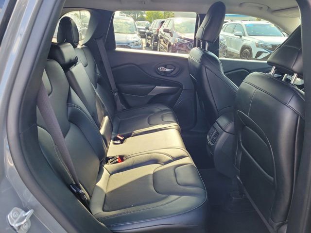 Used 2022 Jeep Cherokee Latitude Lux AWD/4WD image 10