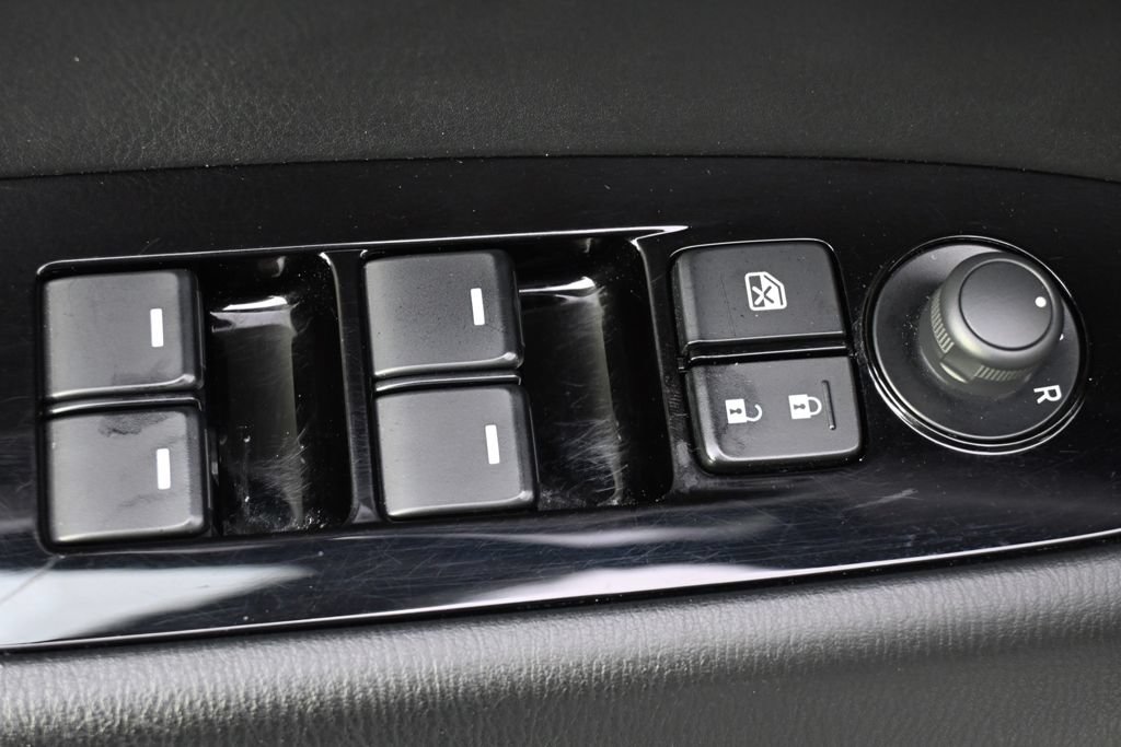 Used 2025 MAZDA CX-5 AWD 2.5 S w/ Preferred Package image 24