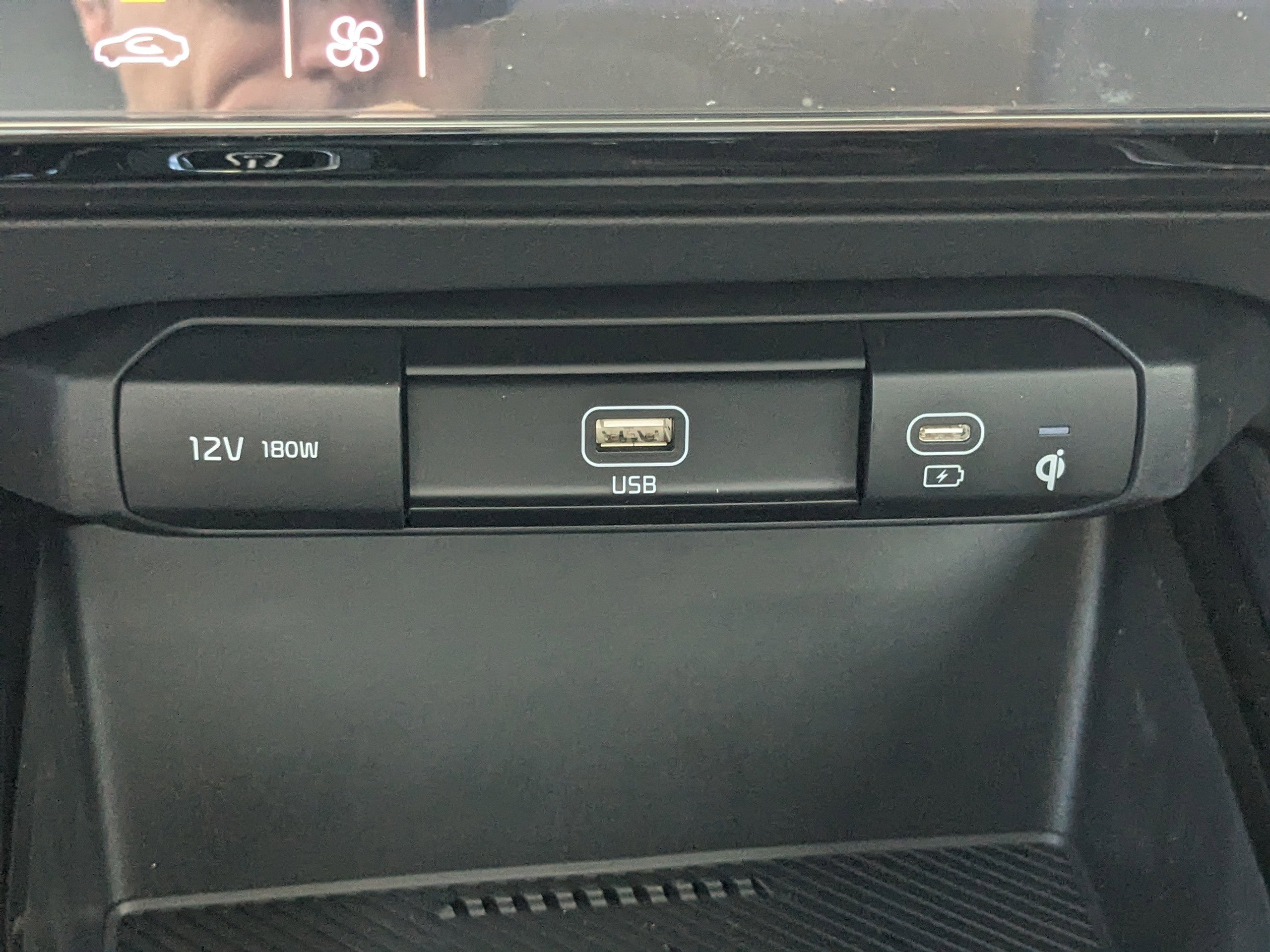 New 2025 Kia Niro Wind image 27