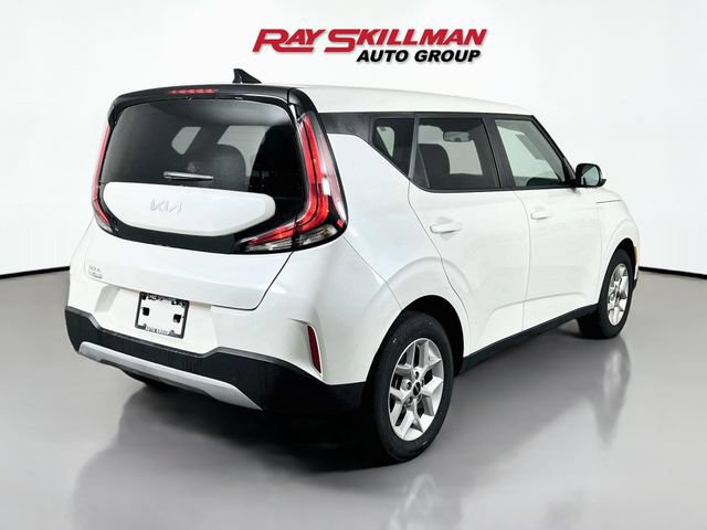 Used 2025 Kia Soul LX FWD image 7