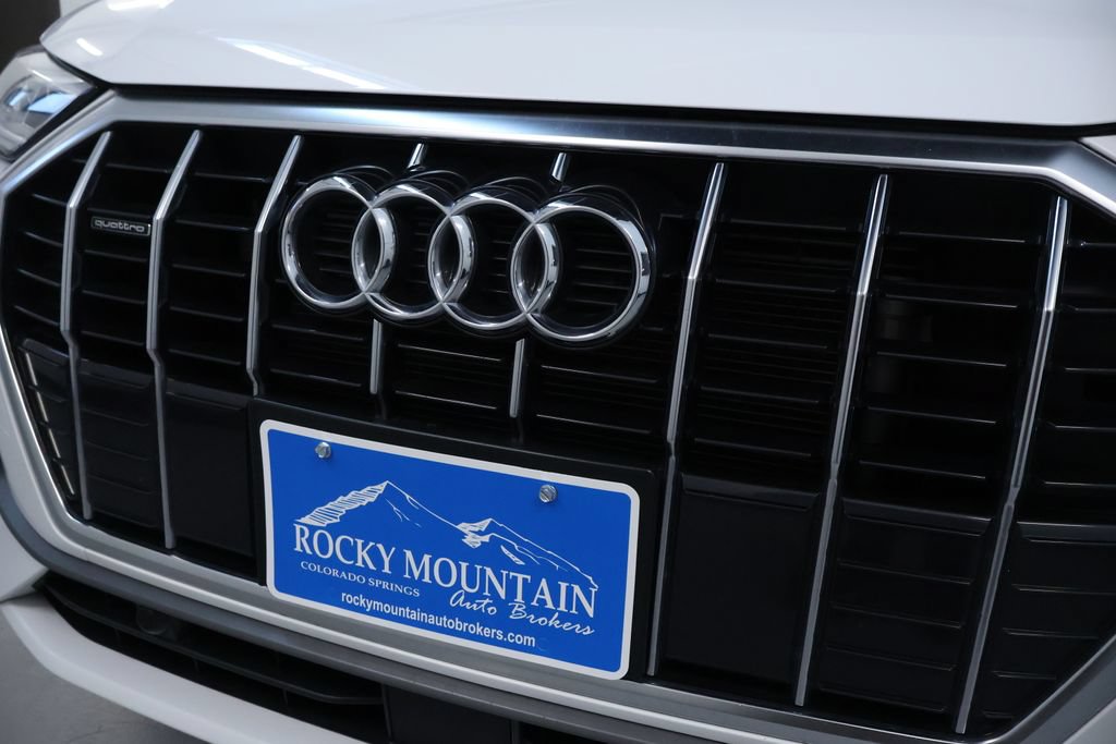 Used 2024 Audi Q3 2.0T Premium AWD/4WD image 9
