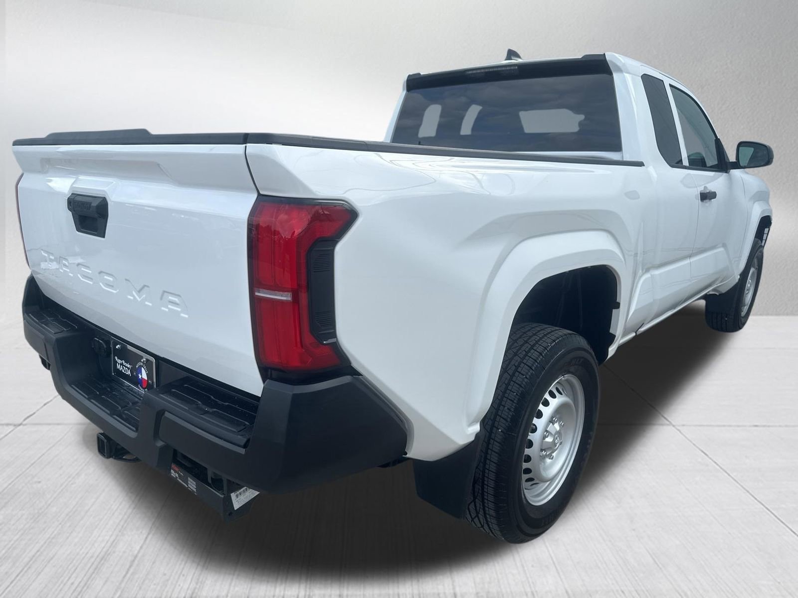 Used 2024 Toyota Tacoma SR image 8