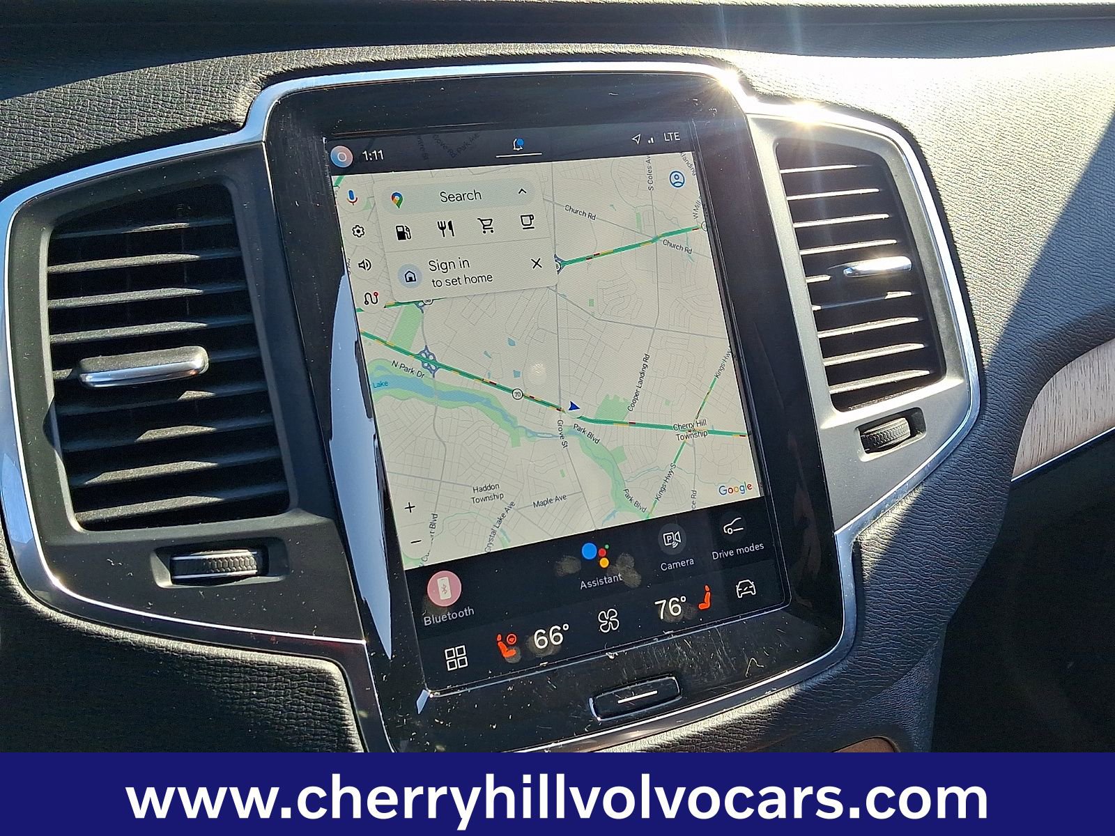 Certified 2023 Volvo XC90 B6 Core w/ Climate Package image 18