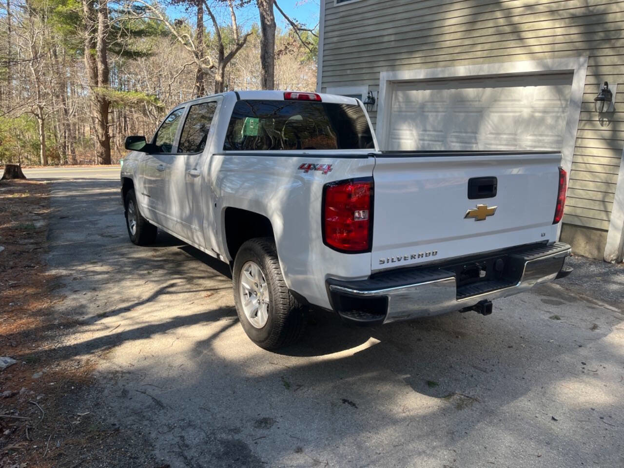 Used 2016 Chevrolet Silverado 1500 LT w/ Trailering Package image 3