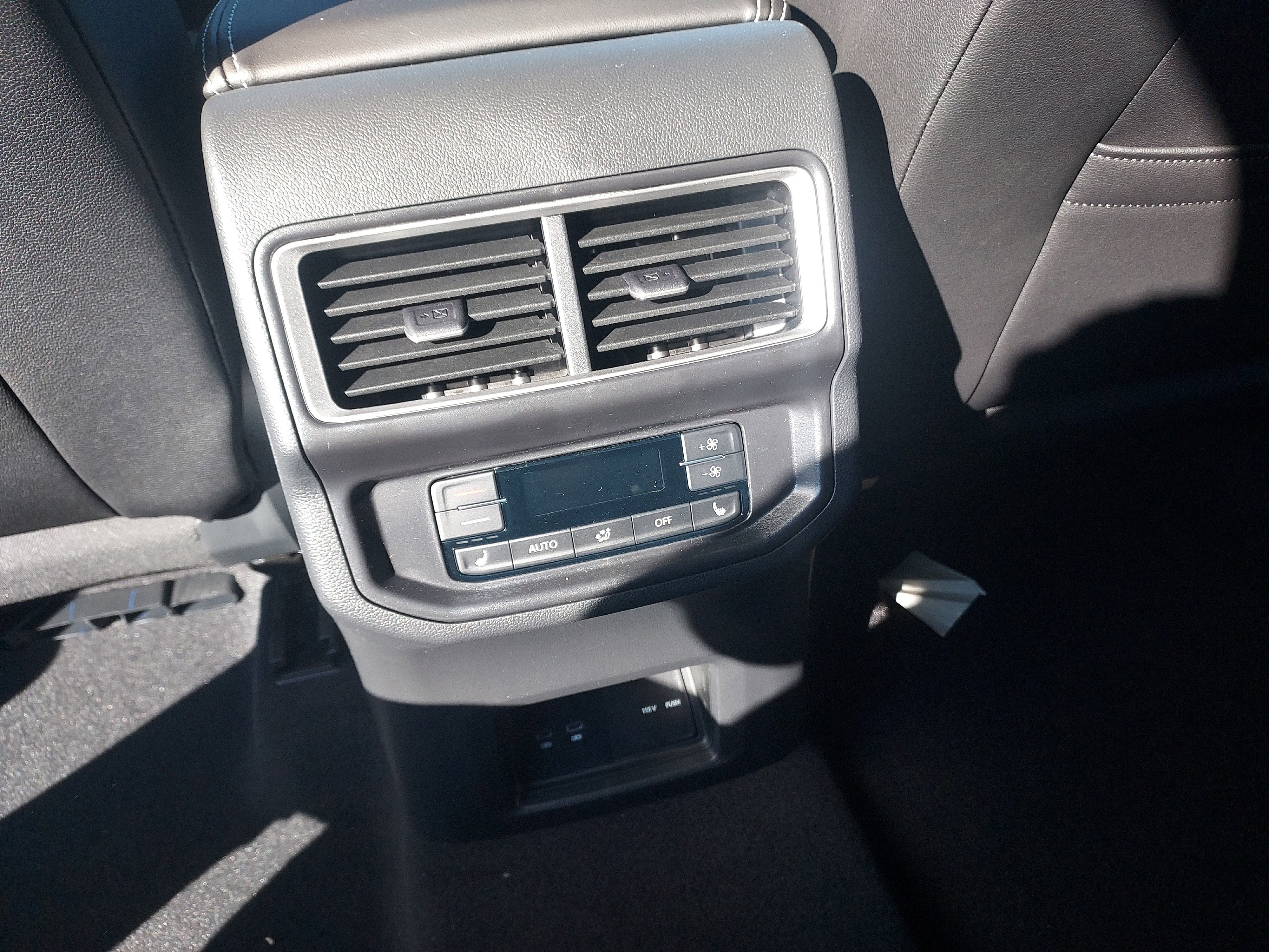 New 2026 Volkswagen Atlas SEL image 18