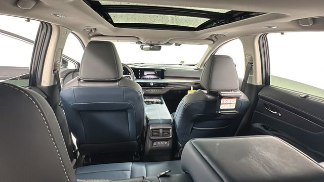 New 2025 Nissan Murano Platinum w/ Cargo Package image 18