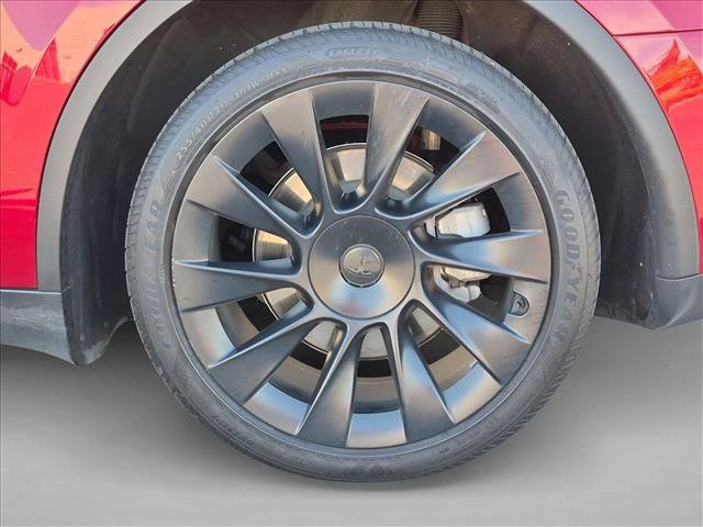 Used 2024 Tesla Model Y Long Range AWD/4WD image 24