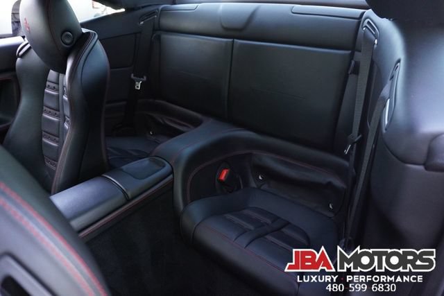Used 2014 Ferrari California RWD image 7