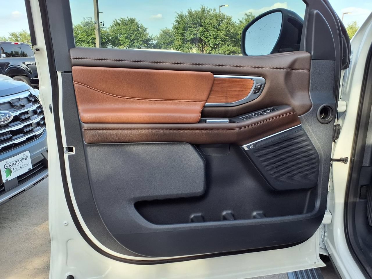New 2027 Ford Expedition King Ranch RWD image 23