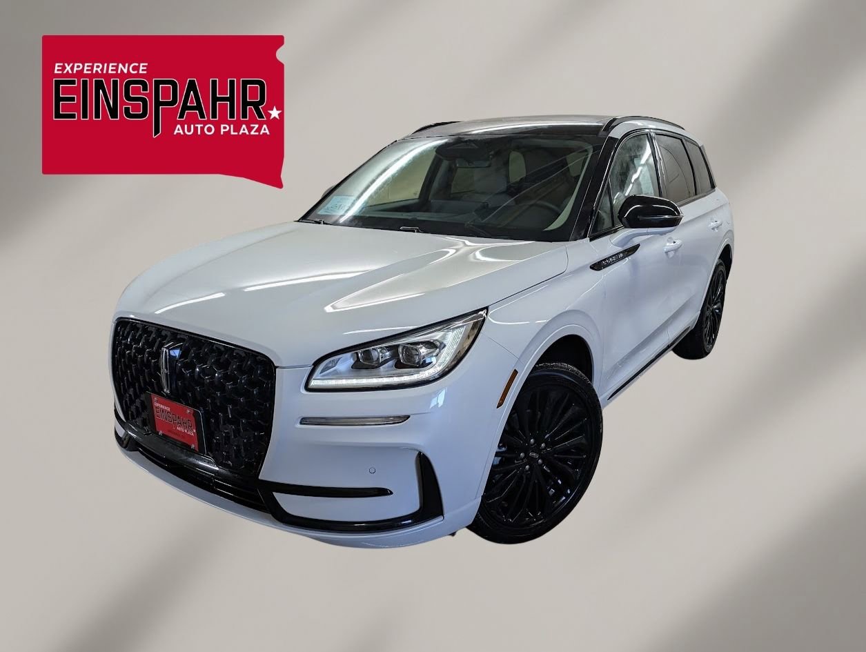 New 2026 Lincoln Corsair Reserve w/ Jet Appearance Package AWD/4WD image 1