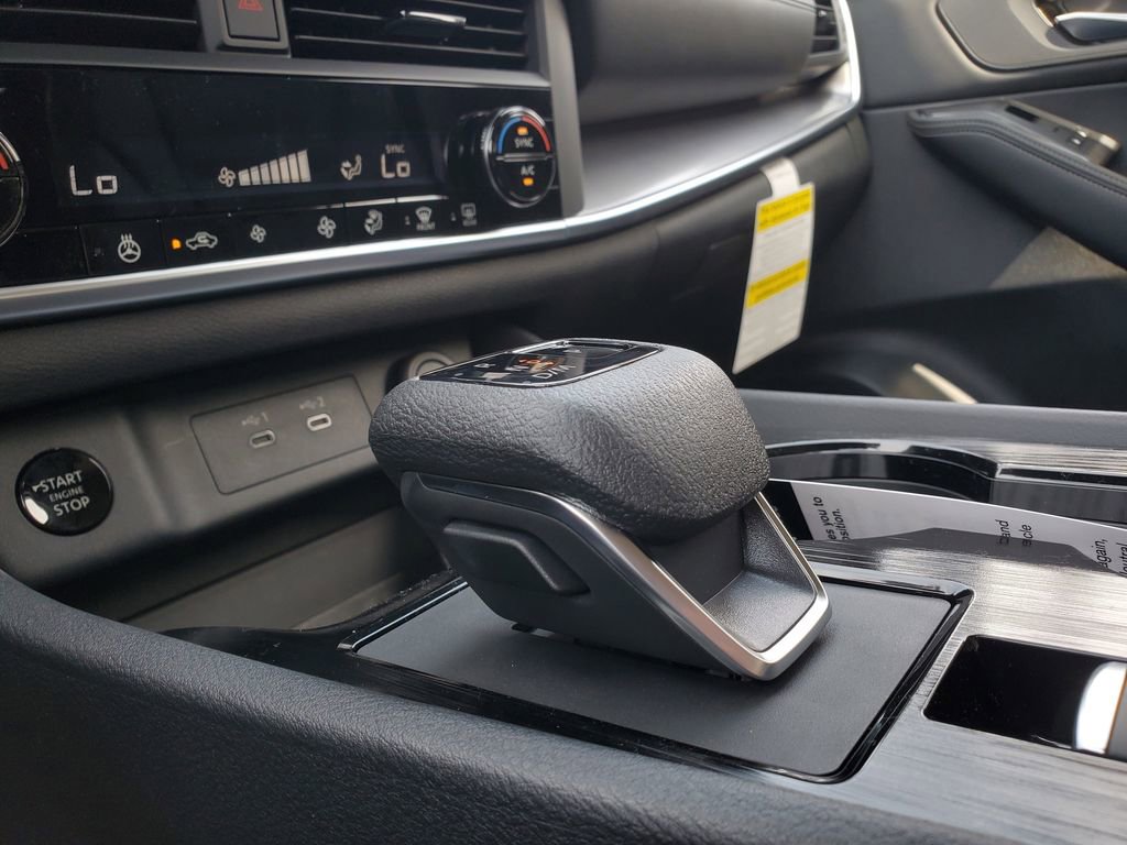 New 2026 Nissan Rogue SV AWD/4WD image 29