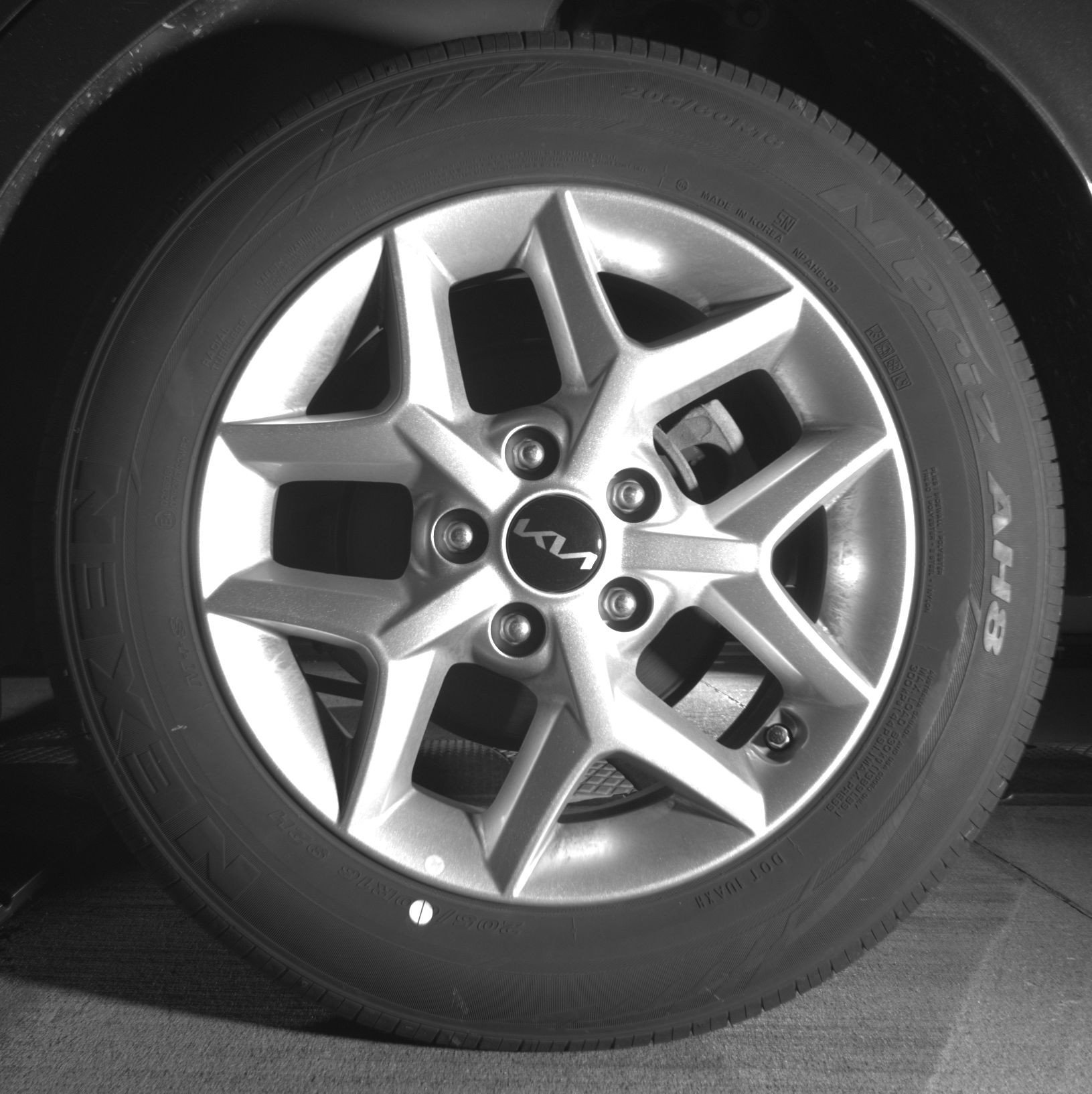 Used 2025 Kia Soul LX w/ LX Technology Package FWD image 19