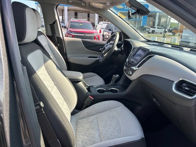 Used 2021 Chevrolet Equinox LS FWD image 30