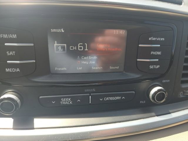 Used 2016 Kia Sorento EX FWD image 10