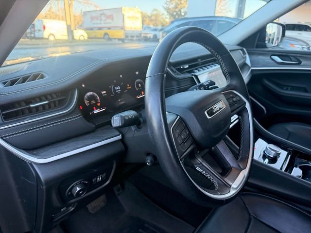 Used 2022 Jeep Grand Cherokee Limited w/ Luxury Tech Group II image 14