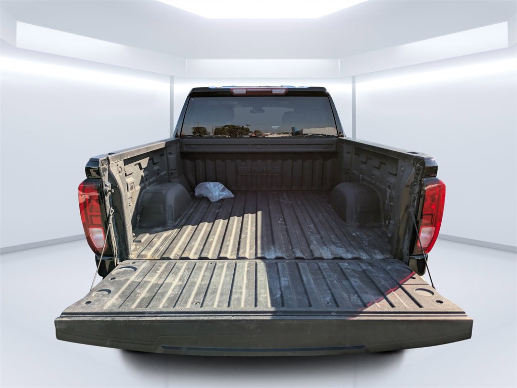 Used 2023 GMC Sierra 1500 Elevation w/ LPO, Elevation Black Package image 12