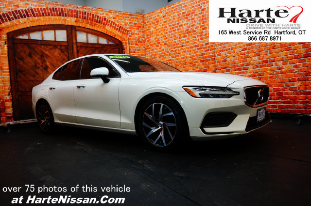 Used 2019 Volvo S60 T6 Momentum