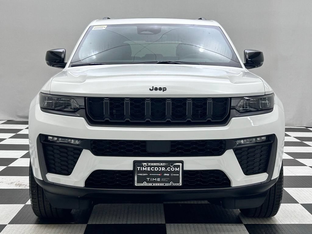 New 2026 Jeep Grand Cherokee Limited w/ Limited Altitude Package AWD/4WD image 3