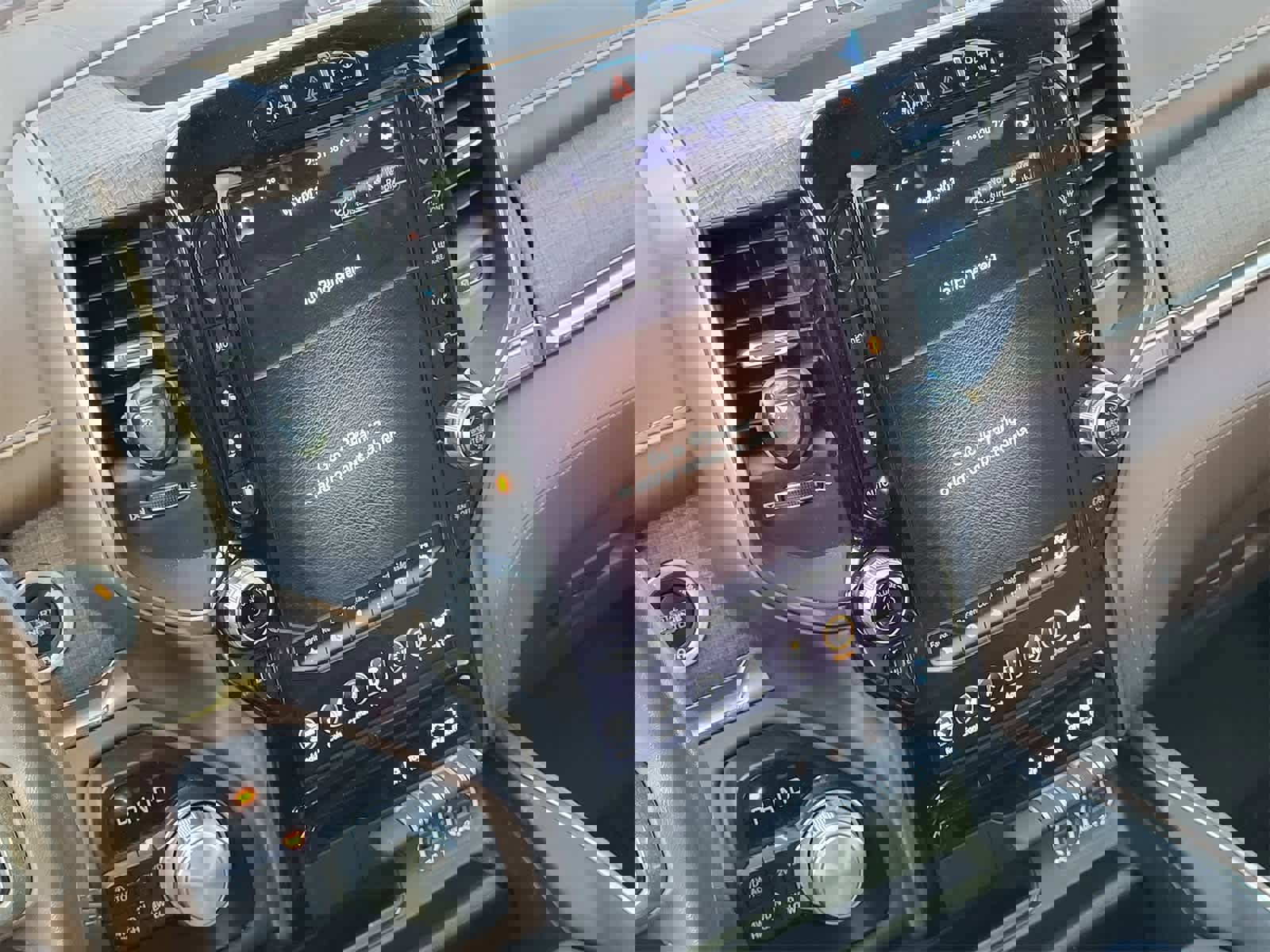 Used 2020 RAM 1500 Limited image 17