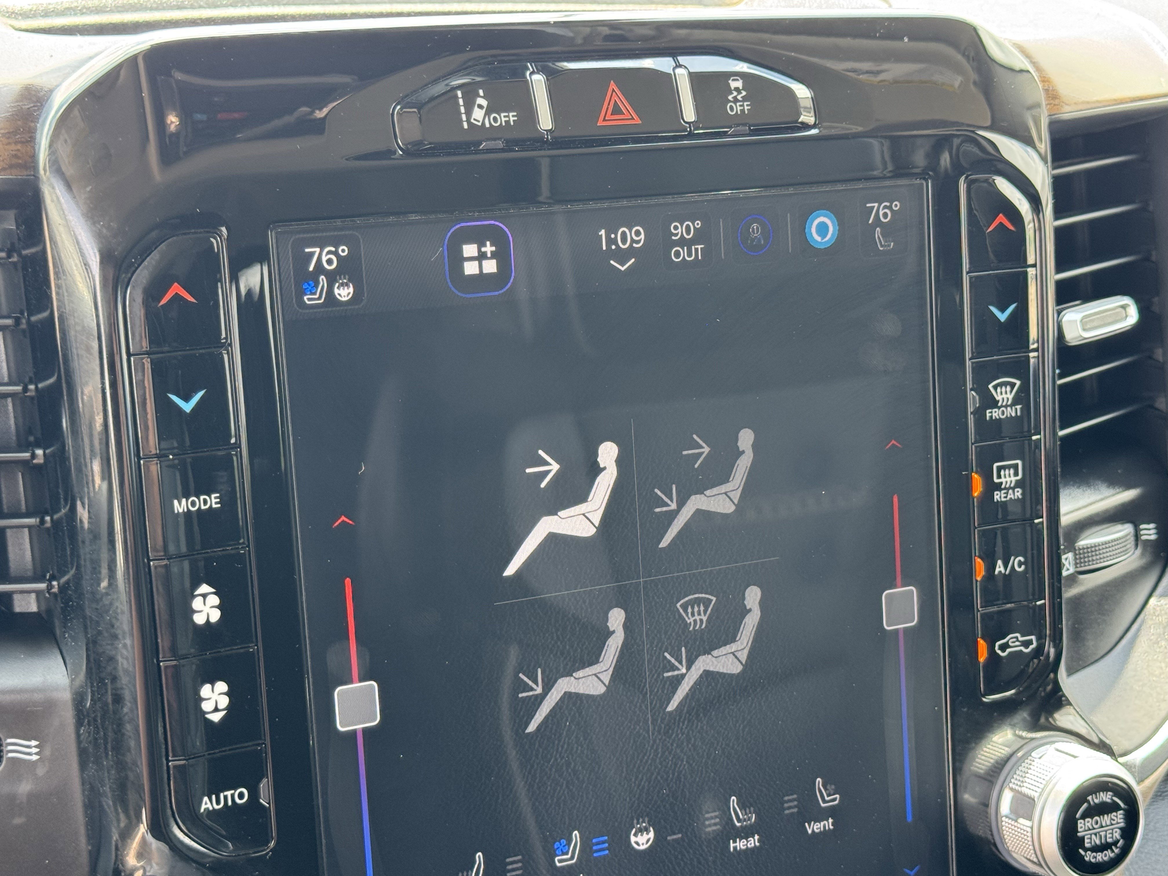 Used 2024 RAM 2500 Laramie w/ Safety Group image 18